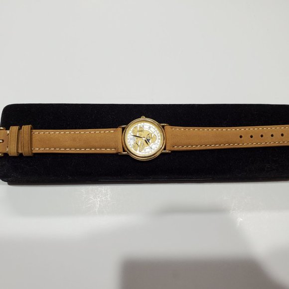 Rare Vintage ESQ Movado Moon Phase Triple Date Circa 80\'s Watch 87-03-822 main image 4